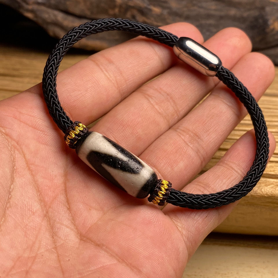 九眼天珠手串 西藏九眼天珠手链矿玛瑙男女手绳sn2139 财神天珠款