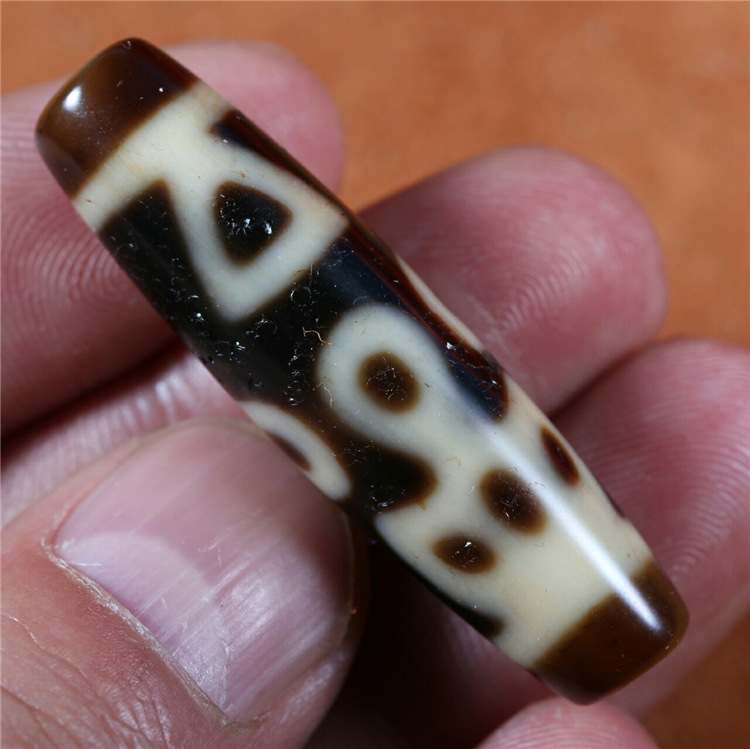 西藏特殊图腾欢喜佛天珠 天然九眼石玛瑙材质藏传天珠项链吊坠 图片色