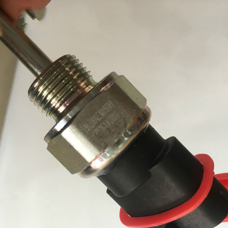 适用于x3000gtl潍柴电子机油压力传感器机油塞感应塞1001413692维修