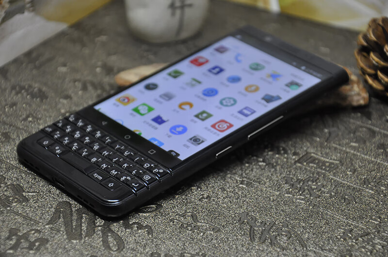 blackberry/黑莓 keyone安卓全键盘双卡key1个性4g情怀智能手机k1