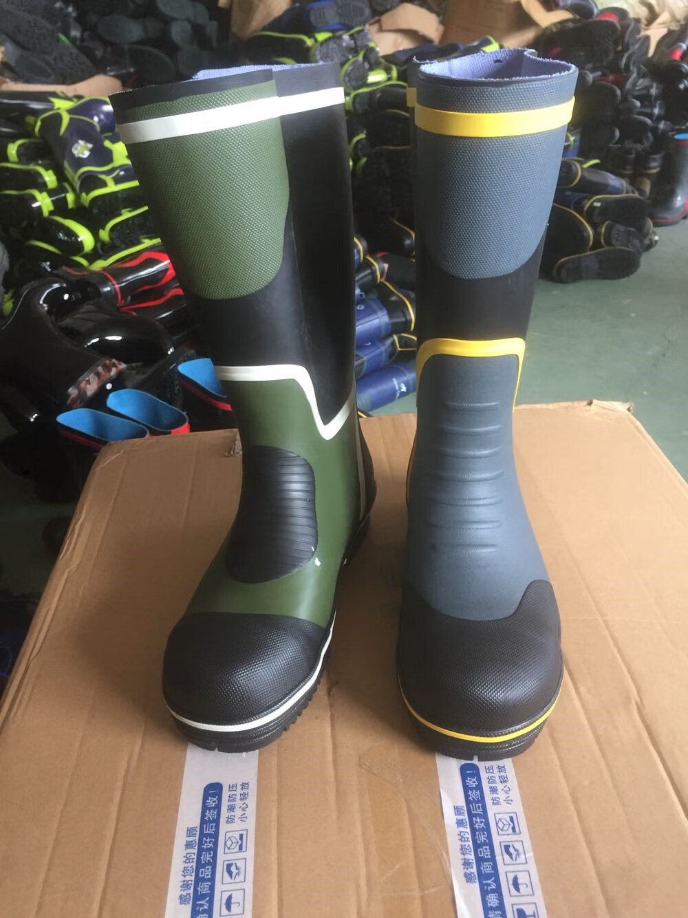 支持国货回···力白菜价钢头防砸雨鞋男中高帮水鞋套鞋雨靴防水防滑