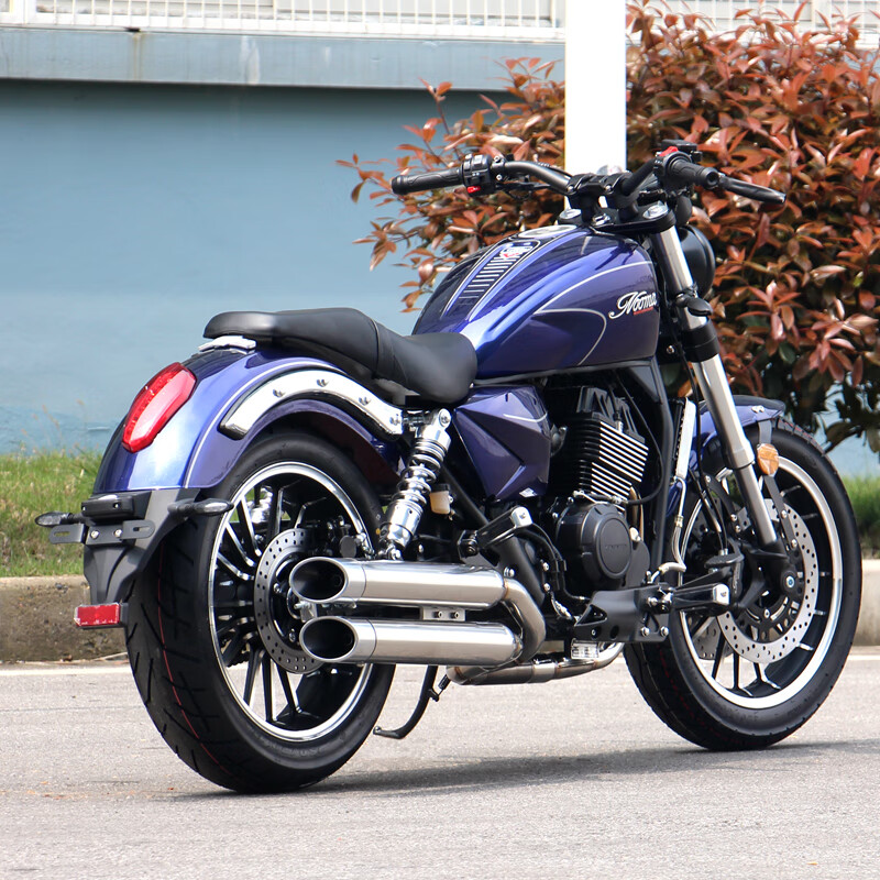 国四电喷诺马台风太子美式复古太子摩托车300cc双缸油冷400cc双缸水冷