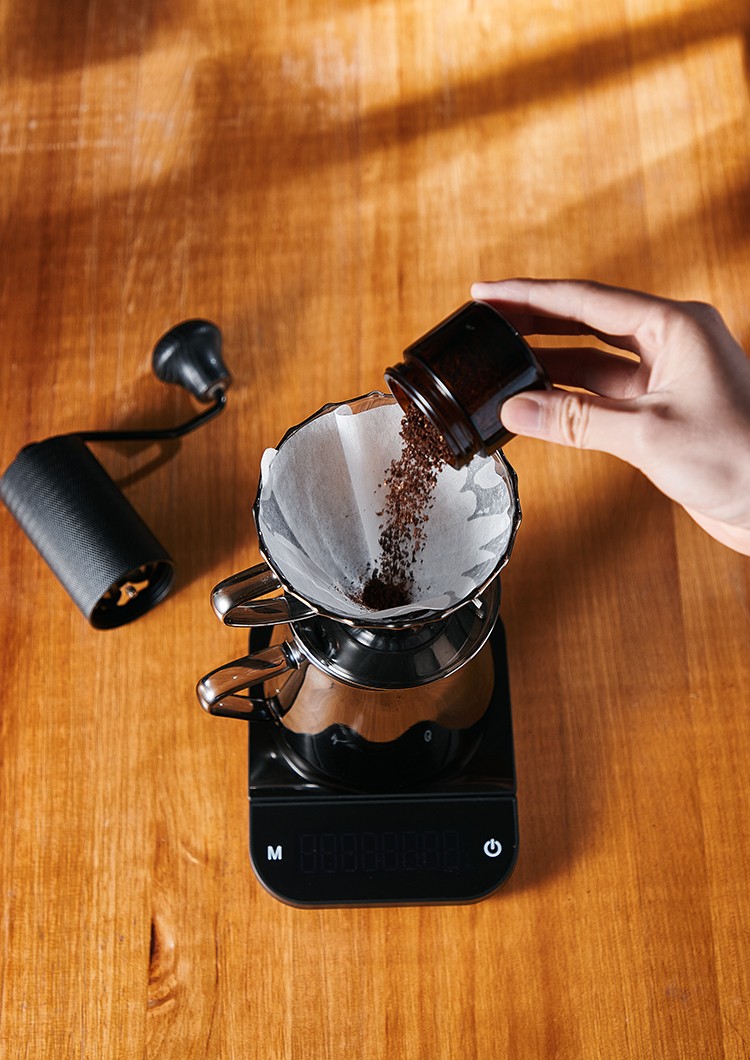 bincoo咖啡豆研磨机手磨咖啡机便携磨豆机手摇手动cnc磨芯咖啡器具