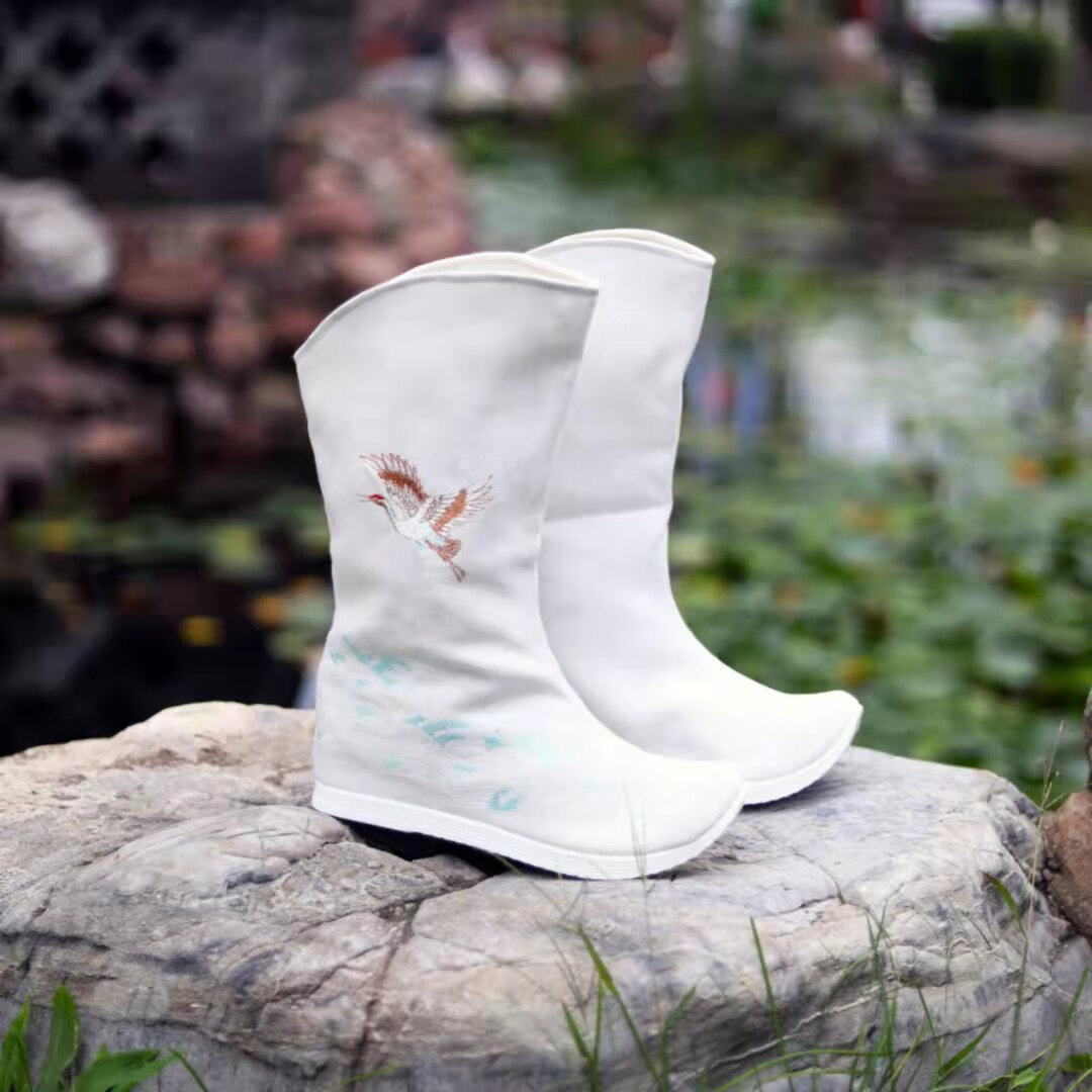 古代布靴男古装汉服靴子男汉服百搭靴子九尾狐刺绣翘头鞋舞蹈cos内