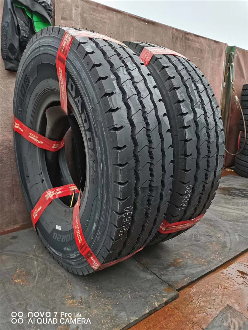 陆通轮胎1200r20矿山大花防爆胎1100r20加强型重载耐磨百吨王胎陆通