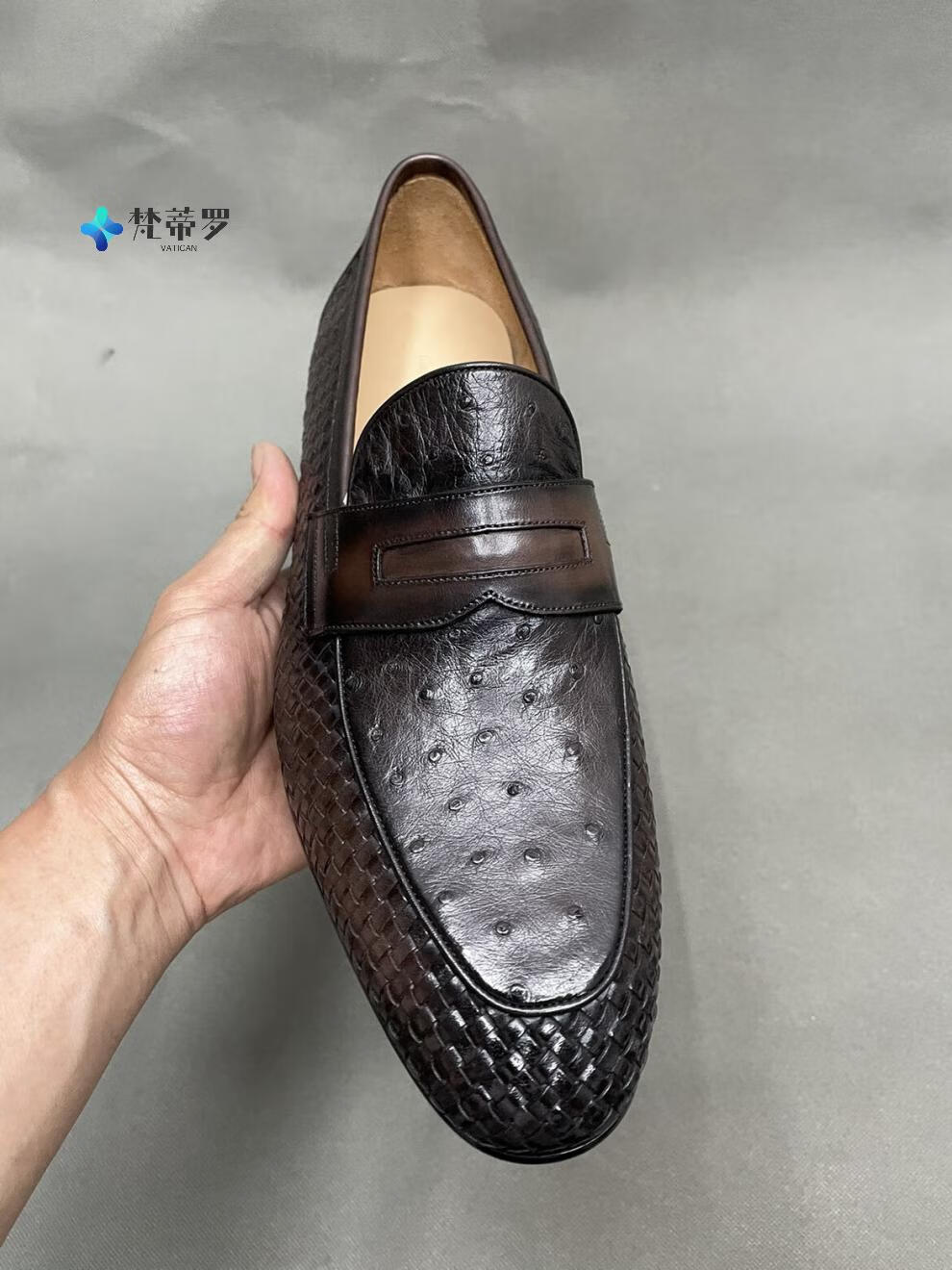 潮牌巴宝莉bv男鞋欧洲站鸵鸟皮加编织牛皮高端皮鞋套脚男鞋商务皮鞋擦