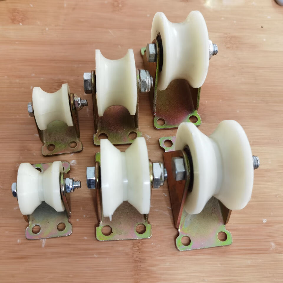 尼龙滑轮v型u型角铁轨道钢丝绳移门滑轮镀锌支架不上锈12寸v型滑轮轮