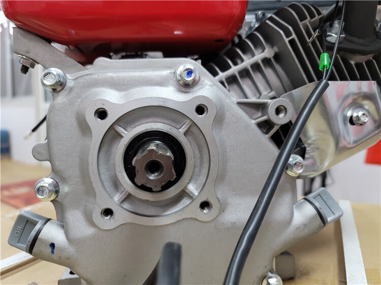 汽油发动机微耕机机头柴油动力总成旋耕机配件耕地机主机 176水冷柴油