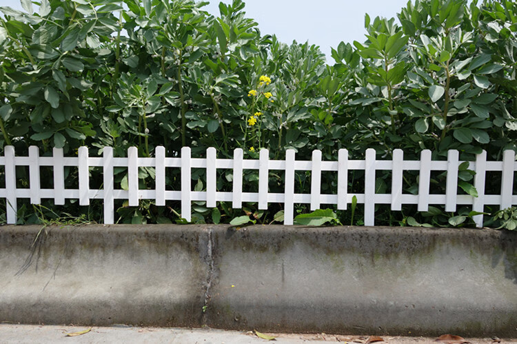 () 户外园艺碳化防腐木栅栏实木篱笆院子围栏花园花池小护栏菜园栏杆