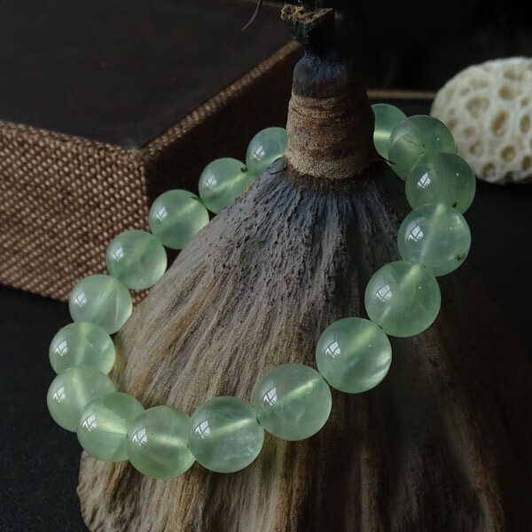 专柜原生态物质葡萄石手链 绿葡萄手串 绿碧榴 男女款 8mm【图片 价格