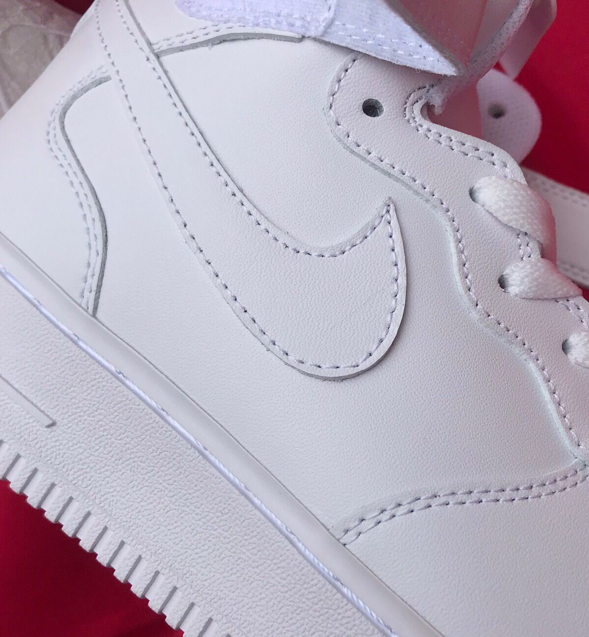 空军一号纯白中帮板鞋[纯原狠货]1 mid男女同款  nike耐·克 空军