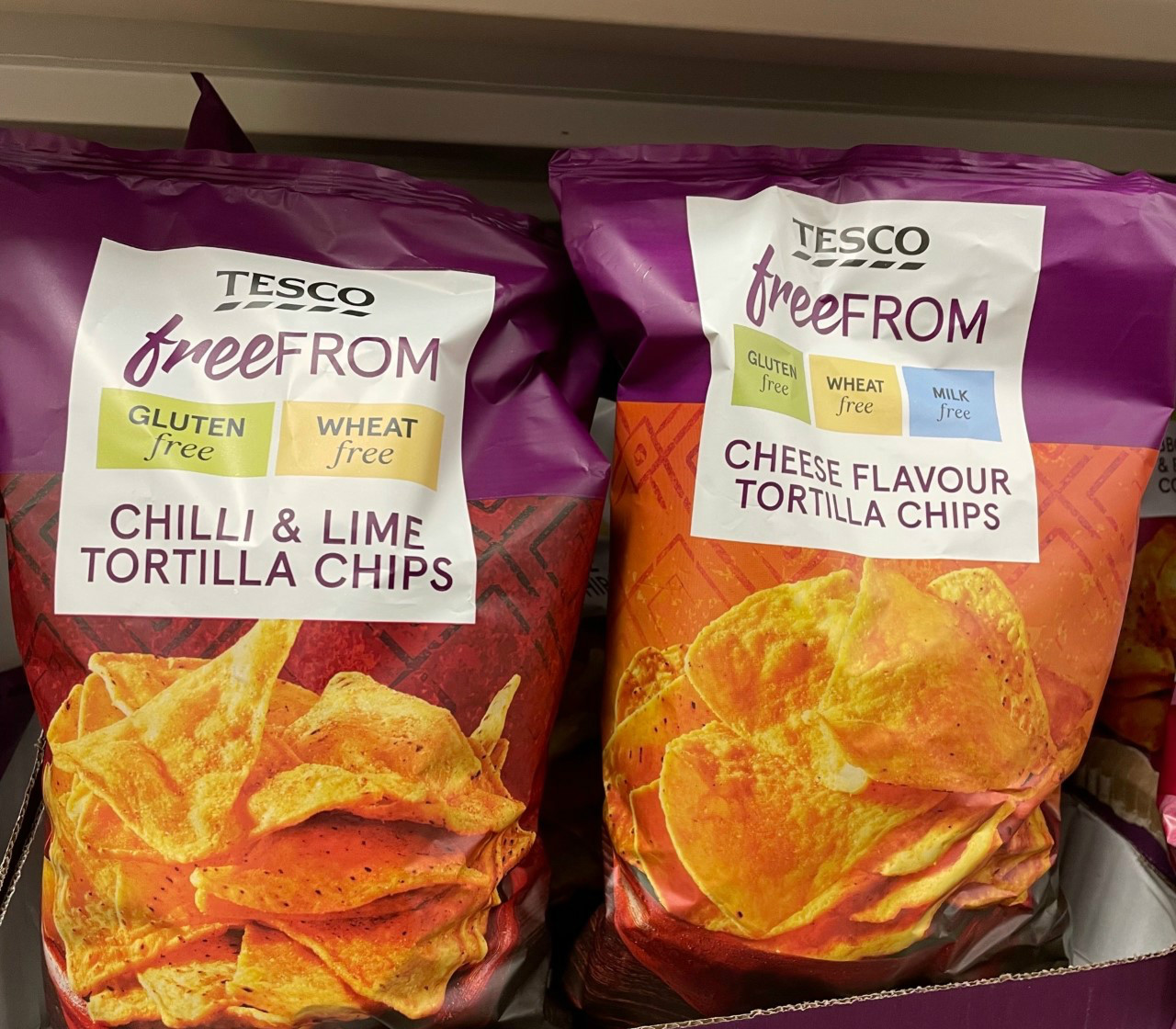 英国tescoglutenfreetortillachips无麸质芝士玉米片200g辣椒青柠味