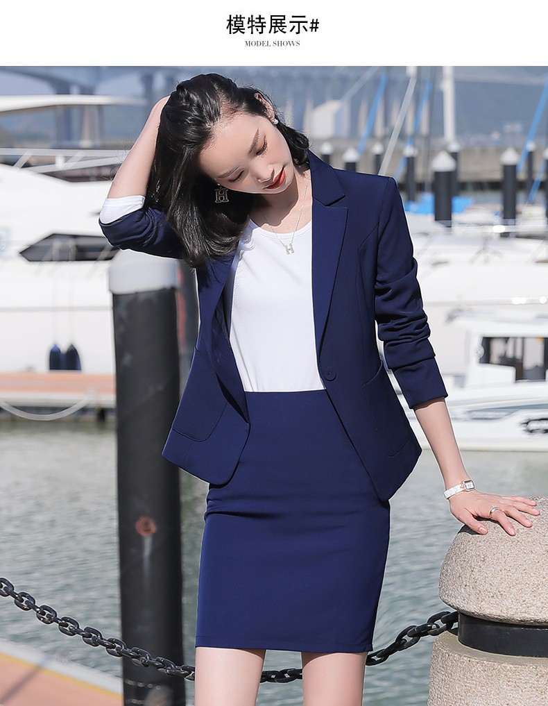 蓝色西装 b31裤子 c85短裙 s