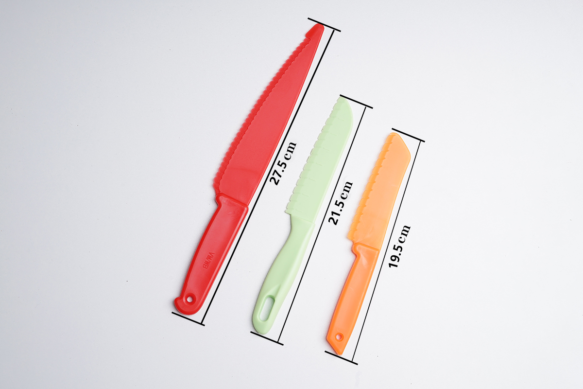 塑料刀幼儿园用安全水果刀具瓜果刀儿童小朋友小刀不伤手玩具菜刀方柄