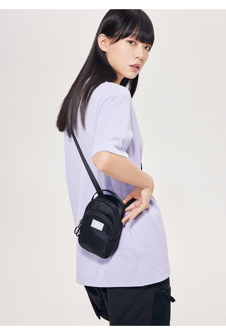 安踏小挎包女2022夏夏新款女士休闲时尚斜挎包小号便携潮流运动斜挎包