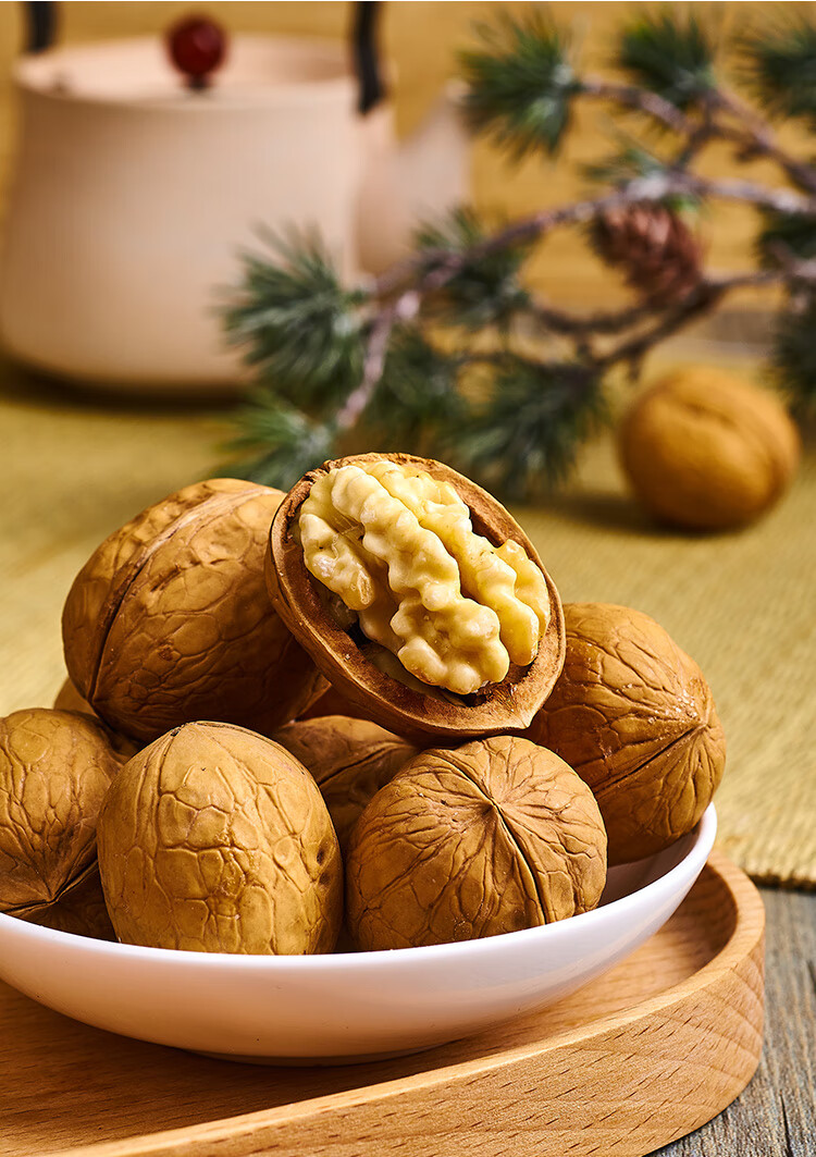 新日期来伊份薄壳核桃450g坚果炒货纸皮手剥脆皮大果仁开袋即食休闲