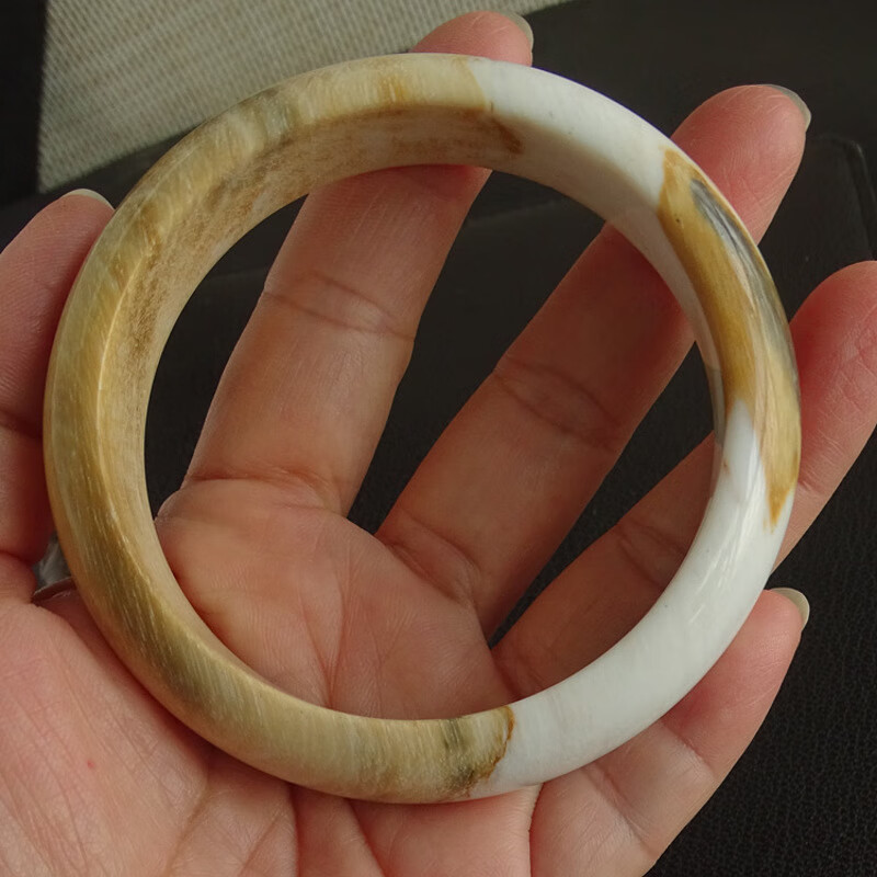 香港言和专柜树化石手镯 硅化木化玉白树化玉手镯 木化石实物送证书