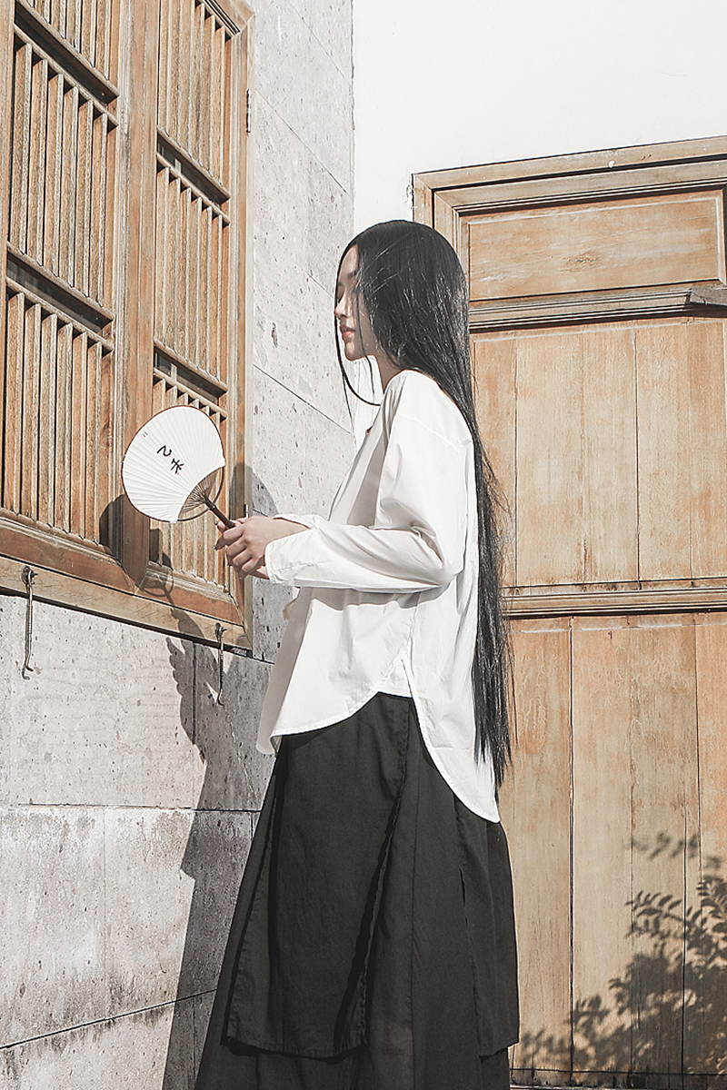 如素慢衣夏季新款文艺简约纯色舒适高密棉中性圆领单排扣衬衫女30559