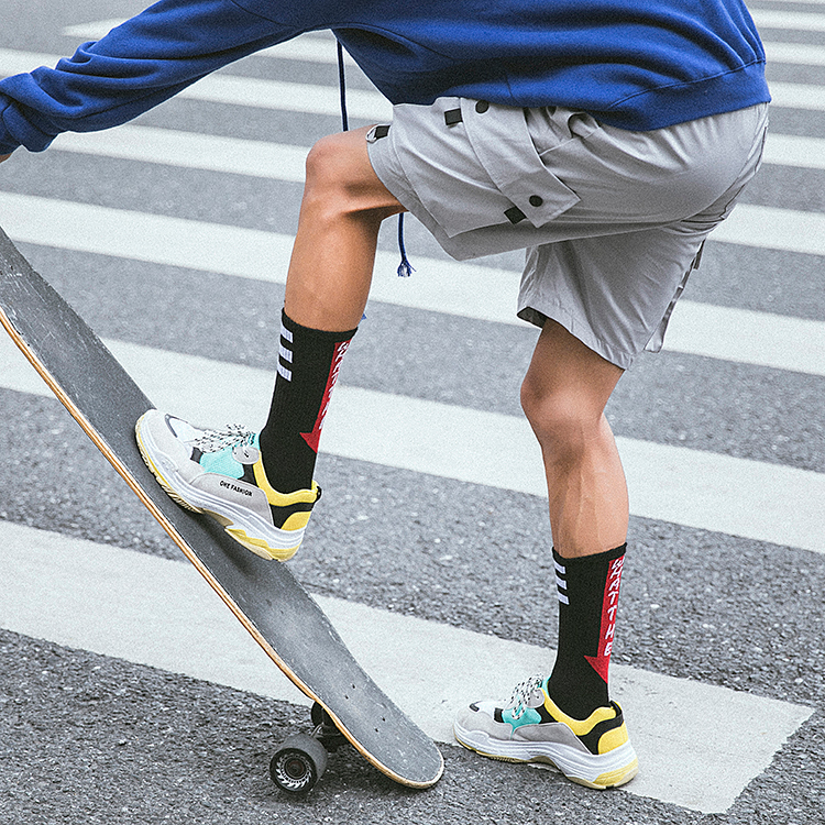 高帮长袜男潮配工装裤的长筒潮牌长袜子百搭冬季欧美复古潮流秋季 w