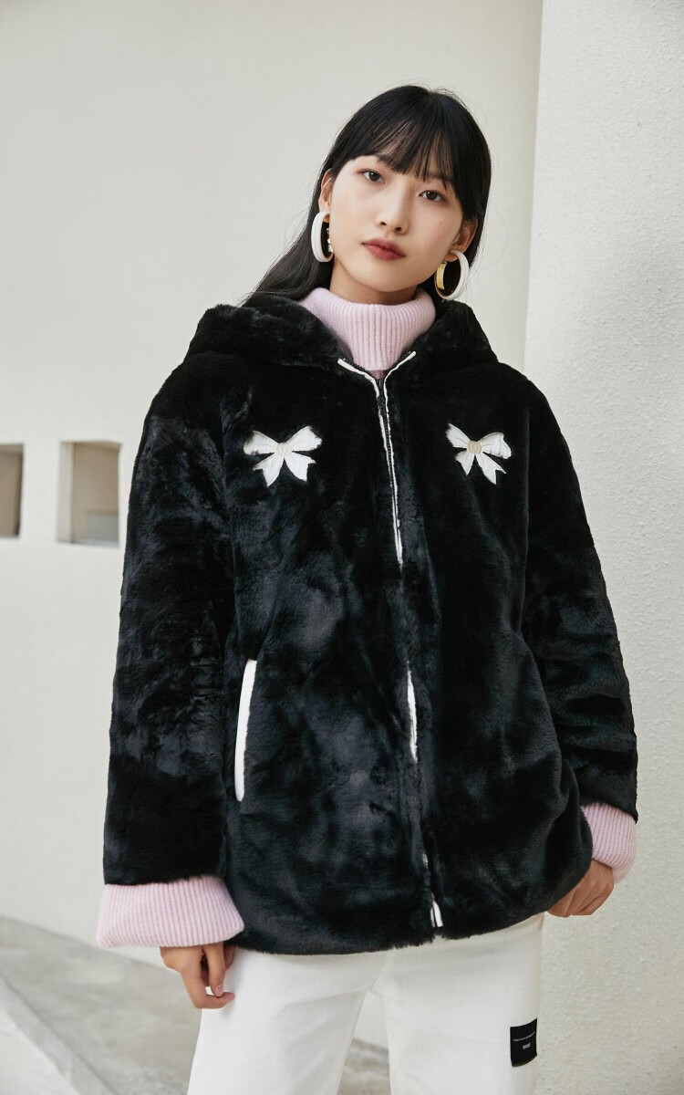 vero moda2021秋冬新环保皮草甜美蝴蝶结图案外套夹克321448006 s59