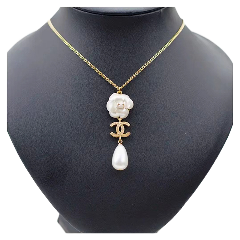 中检正品香奈儿花朵型双c镶钻仿珍珠吊坠项链
