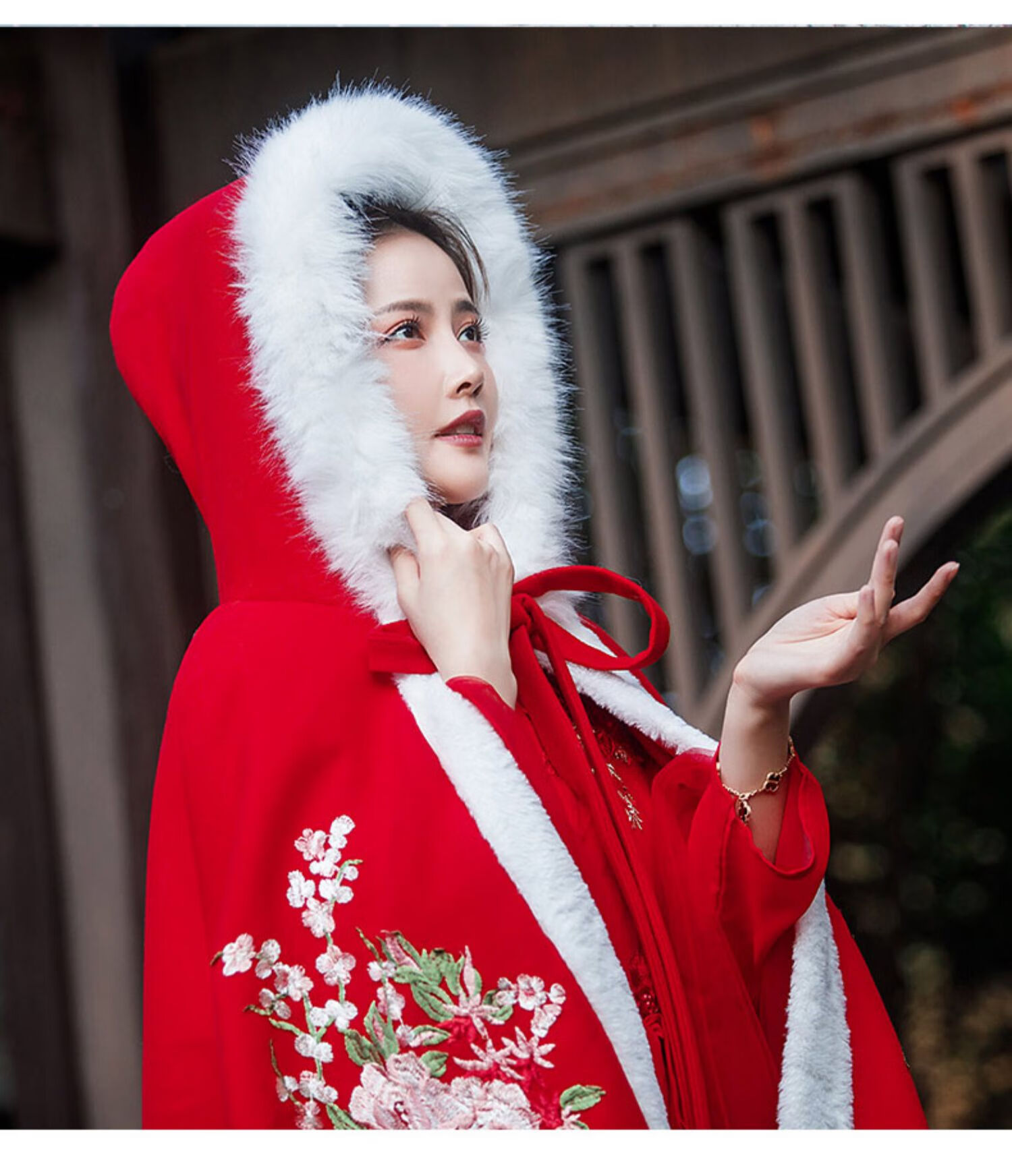 汉服披肩斗篷冬季原创古装汉服女冬季长款古风斗篷披风披肩加厚加绒