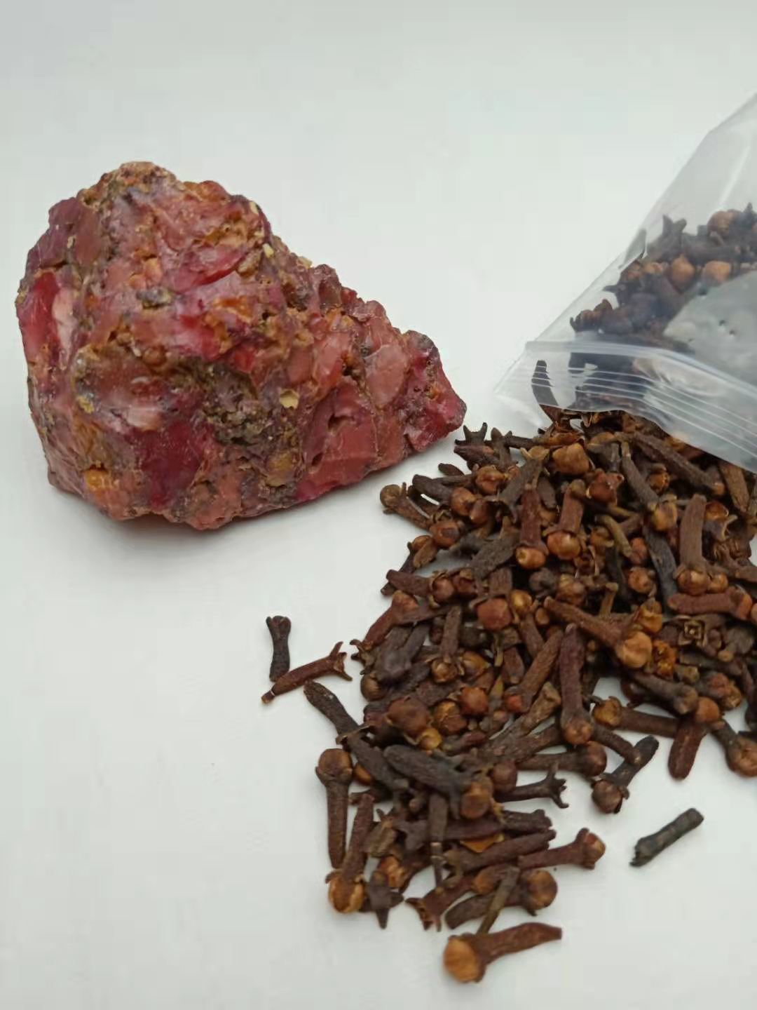 伟博正宗阿魏钓鱼专用泡酒诱饵臭阿魏钓鱼中药材新疆五彩阿魏窝料五彩