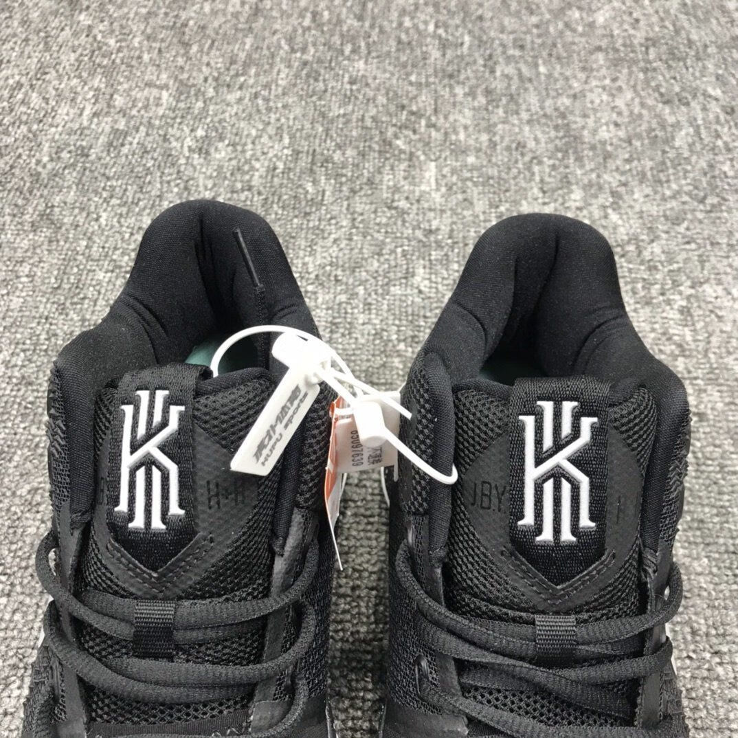 文3代篮球鞋kyrie3首发白金白银白彩虹圣诞低帮气垫实战篮球鞋 断勾