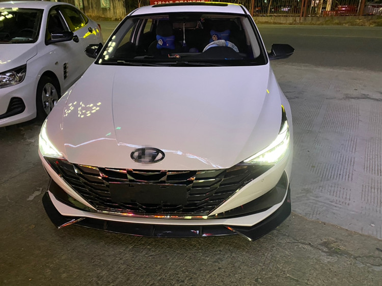 适用于2022款现代伊兰特前铲改装适用第七代后唇专用21后扰流包围雾灯