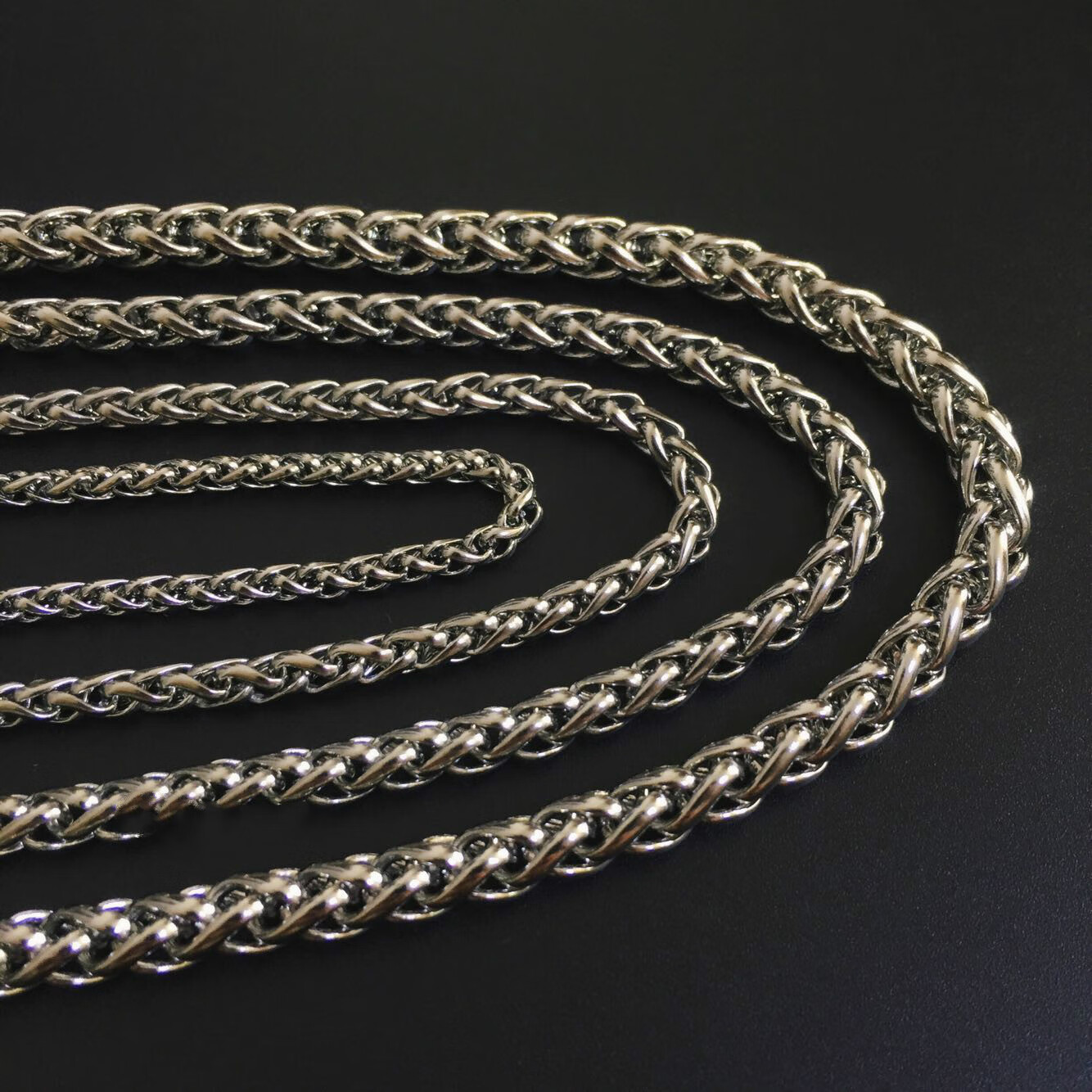 梦逸个性钛钢龙骨项链霸气潮男士配链配饰品韩版情侣粗锁骨链子链粗