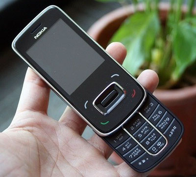 诺基亚8208滑盖电信手机经典怀旧老款老人学生戒网备用原装手机 黑色