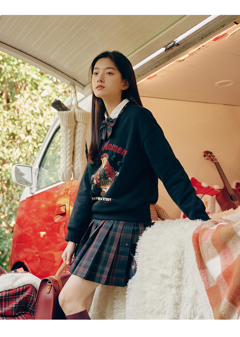 teenieweenie小熊圆领套头加绒卫衣宽松韩版jk制服ttma218c34i黑色155
