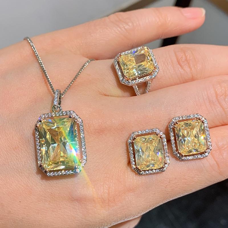 博皓定制莫桑石s925银长方钻彩宝吊坠长方形粉色项链锁骨链 莫桑石(白