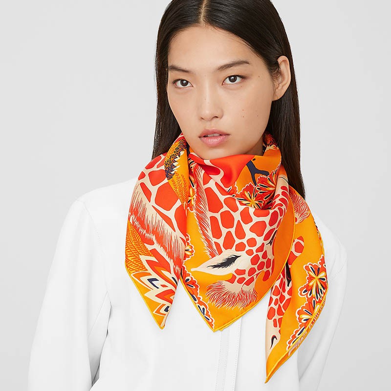 hermes爱马仕女士丝巾美惠三女神长颈鹿印花真丝方巾 h003441s 07