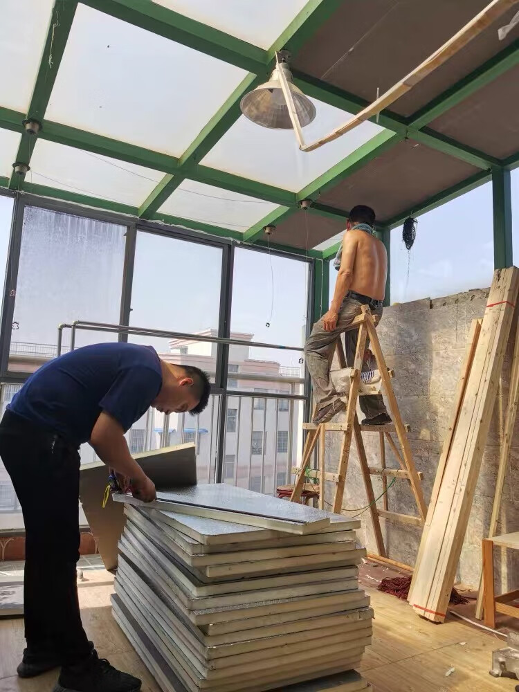 阳光房玻璃屋顶隔热板铝箔聚氨酯保温板室内吊顶设备隔热冷库材料dw