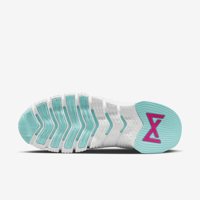 耐克nike free metcon 4 轻质避震缓冲防滑女士训练鞋 football grey