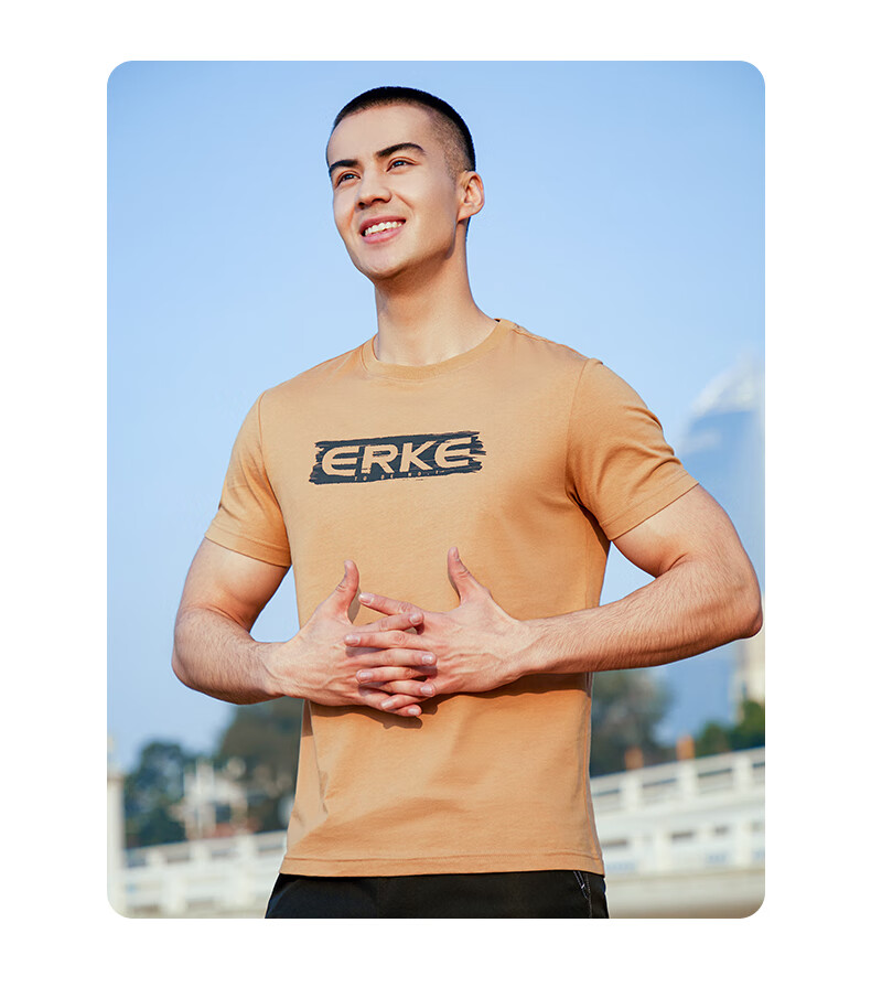 鸿星尔克erke男简约印花圆领上衣男休闲舒适亲肤短袖针织衫浅湖蓝m