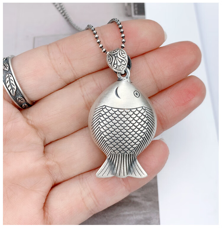 庄梦蝶999银福鱼项链复古简约富足有鱼吊坠复古风女款饰品挂坠礼物