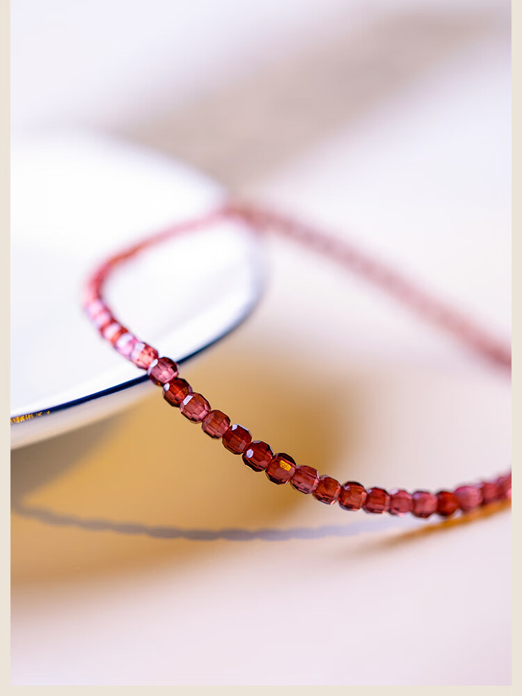 天i然2mm石榴石手链女赠人礼物饰品单圈手串红石榴转运珠学生桃花 彩