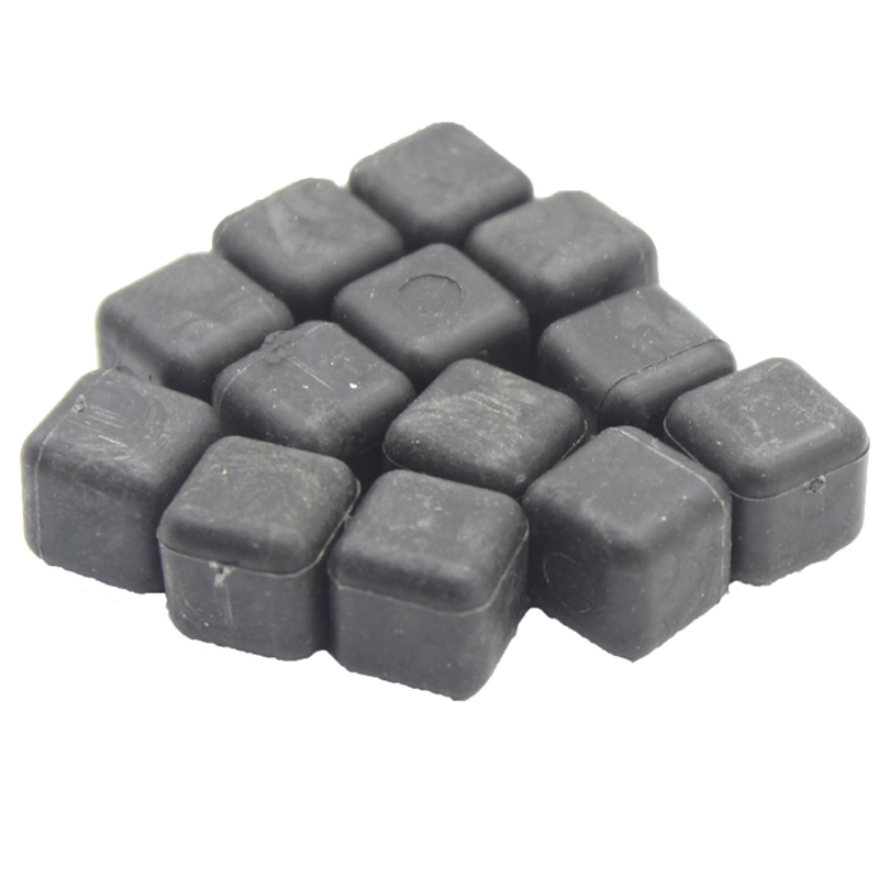 瓷砖背胶垫块黑色小方形垫块瓷砖粘结剂垫块大理石隔离垫块塑料方块