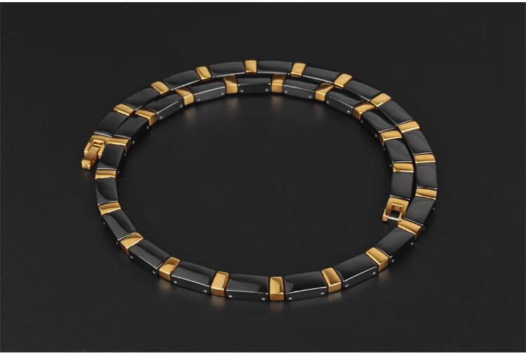 湘歌锗石钛金属项链潮男霸气钛钢不掉色简约百搭陶瓷首饰品生日礼物