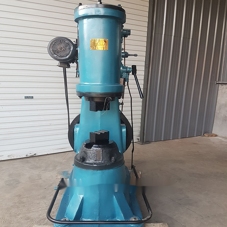 打铁空气锤 河北机械连体分体打农具铁墩子电动大型150空气锤 c41-400
