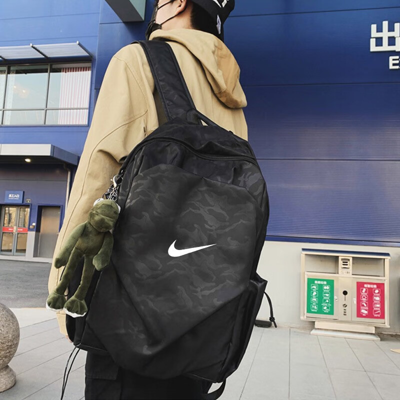 2022新款王一博同款大容量双肩包飞人学生书包男aj健身包背包 黑迷彩