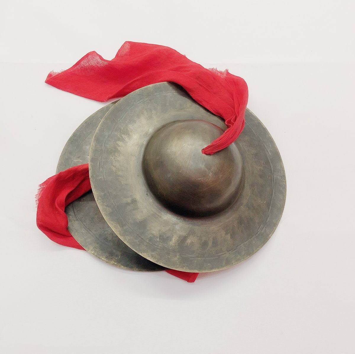 张老头25公分青铜钹川钹江口钹大帽镲黑钹老钹手工打造无钢音土钹 25