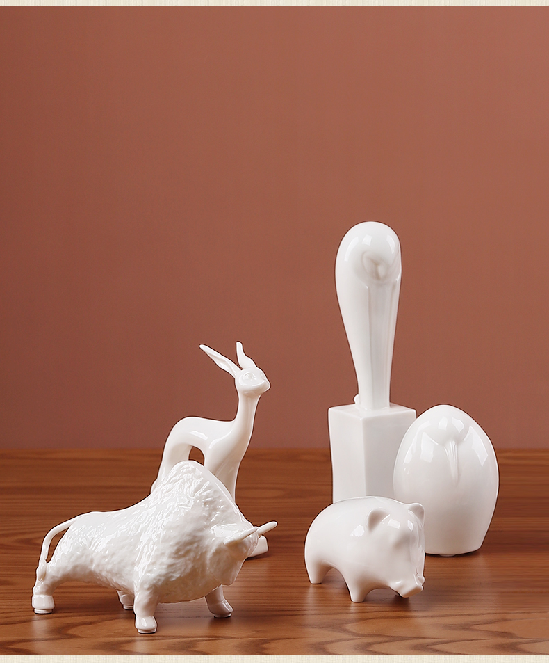 东方泥土创意陶瓷动物个性小摆件床头柜办公室桌面装饰品不从众d10201