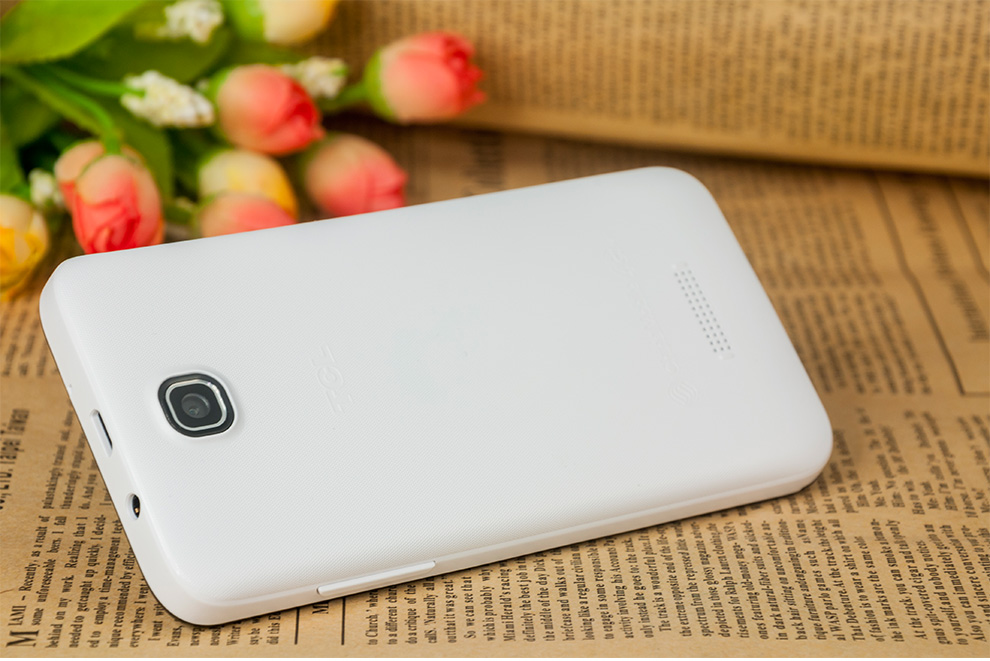 TCL 么么哒 P301M 移动4G 智能 手机 (4G ROM) 白色