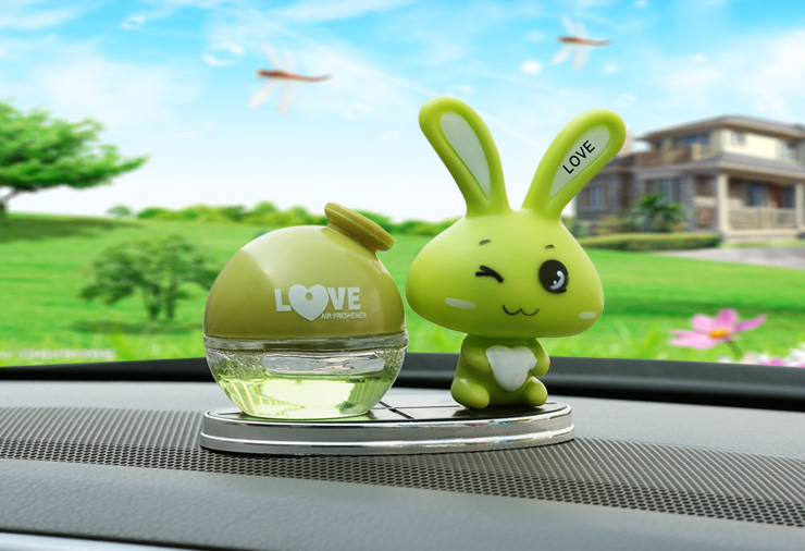 包邮汽车香水座 LOVE爱心小兔子车载香水精油座25ml超可爱 卡通 小兔子   汽车用品 蓝色-情人味