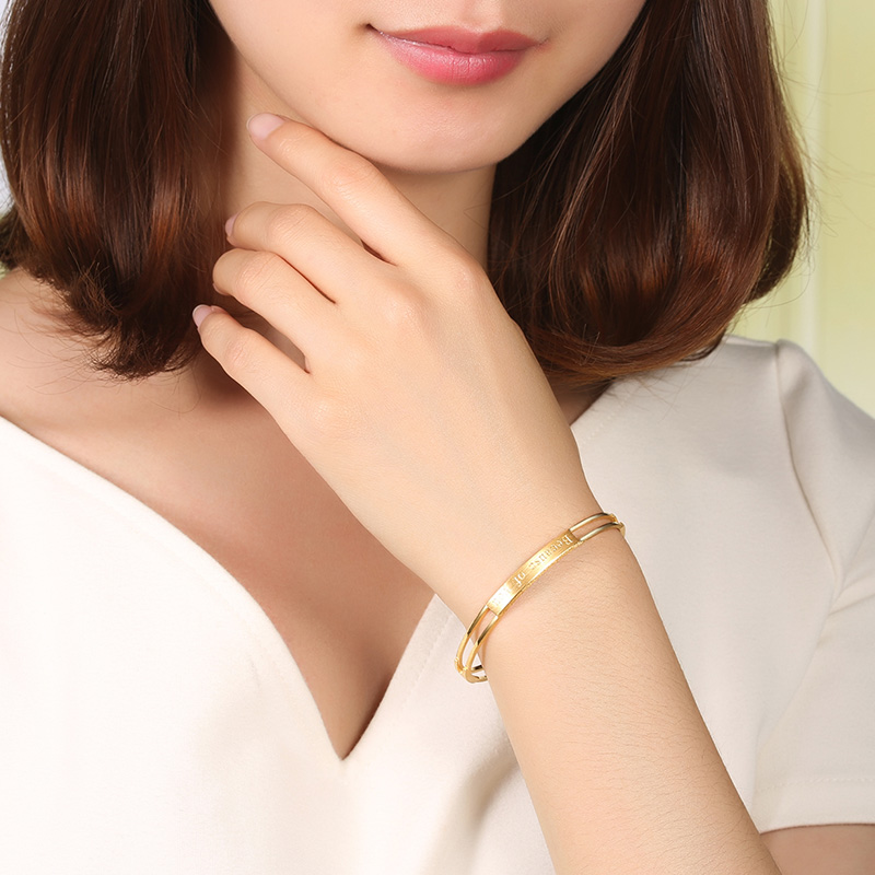 潮宏基 缘来是你 黄金手镯女款足金手环手饰金镯子 计价工费450元 w