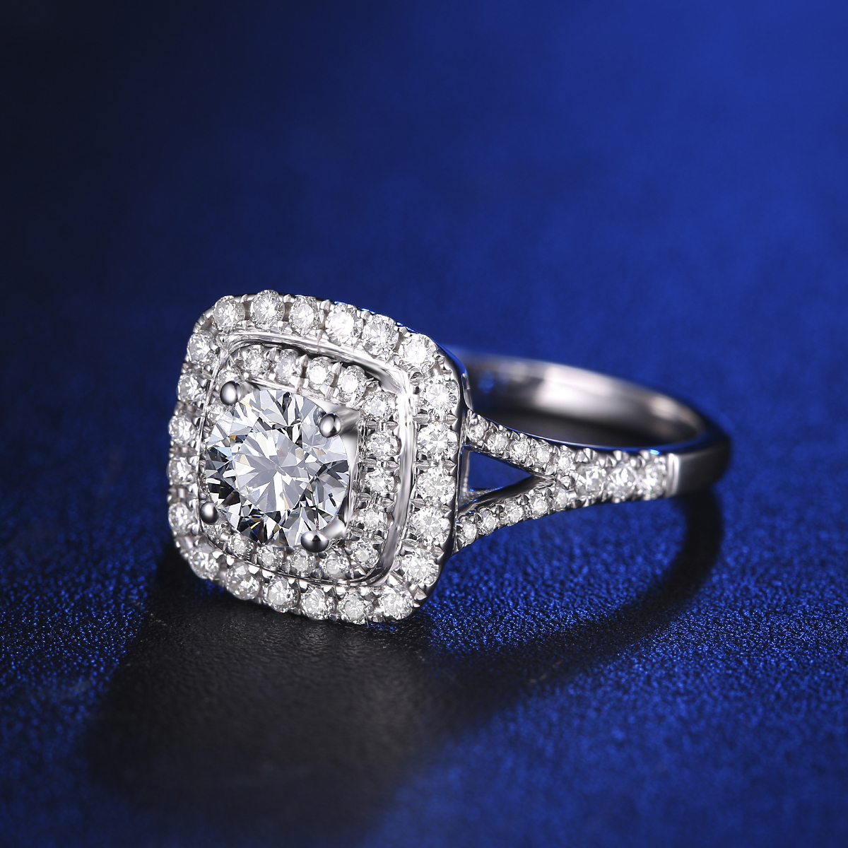 俪萌珠宝50分钻石戒指求婚钻戒gia钻石女戒主50分h色si13ex副60分圆形