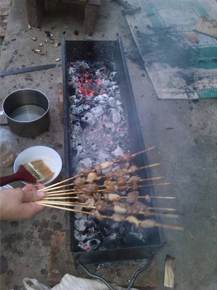 加厚焊接木炭燒烤爐 老式碳烤箱擺攤燒烤架戶外羊肉串爐子 60cm加厚爐